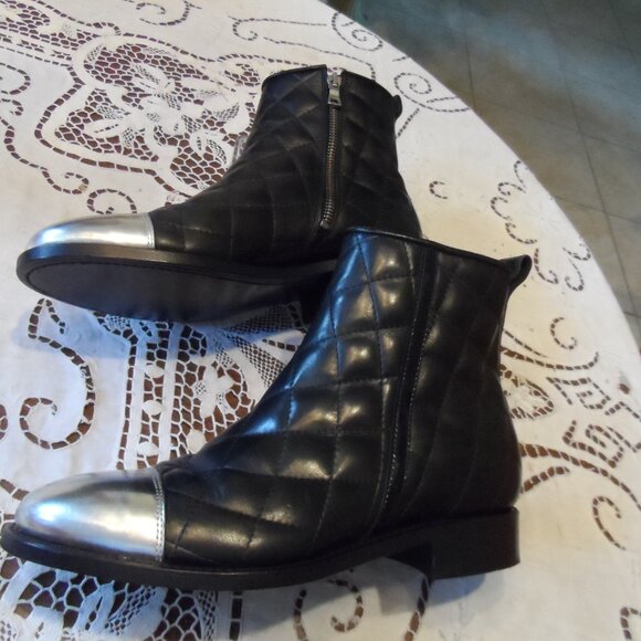 Balmain Black Calf Leather Quilted Ankle Boots w/Silver Cap Toe Size 39B - Picture 7 of 16